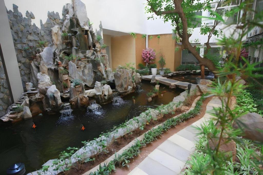 Hacinco Hotel Hanoi Exterior photo